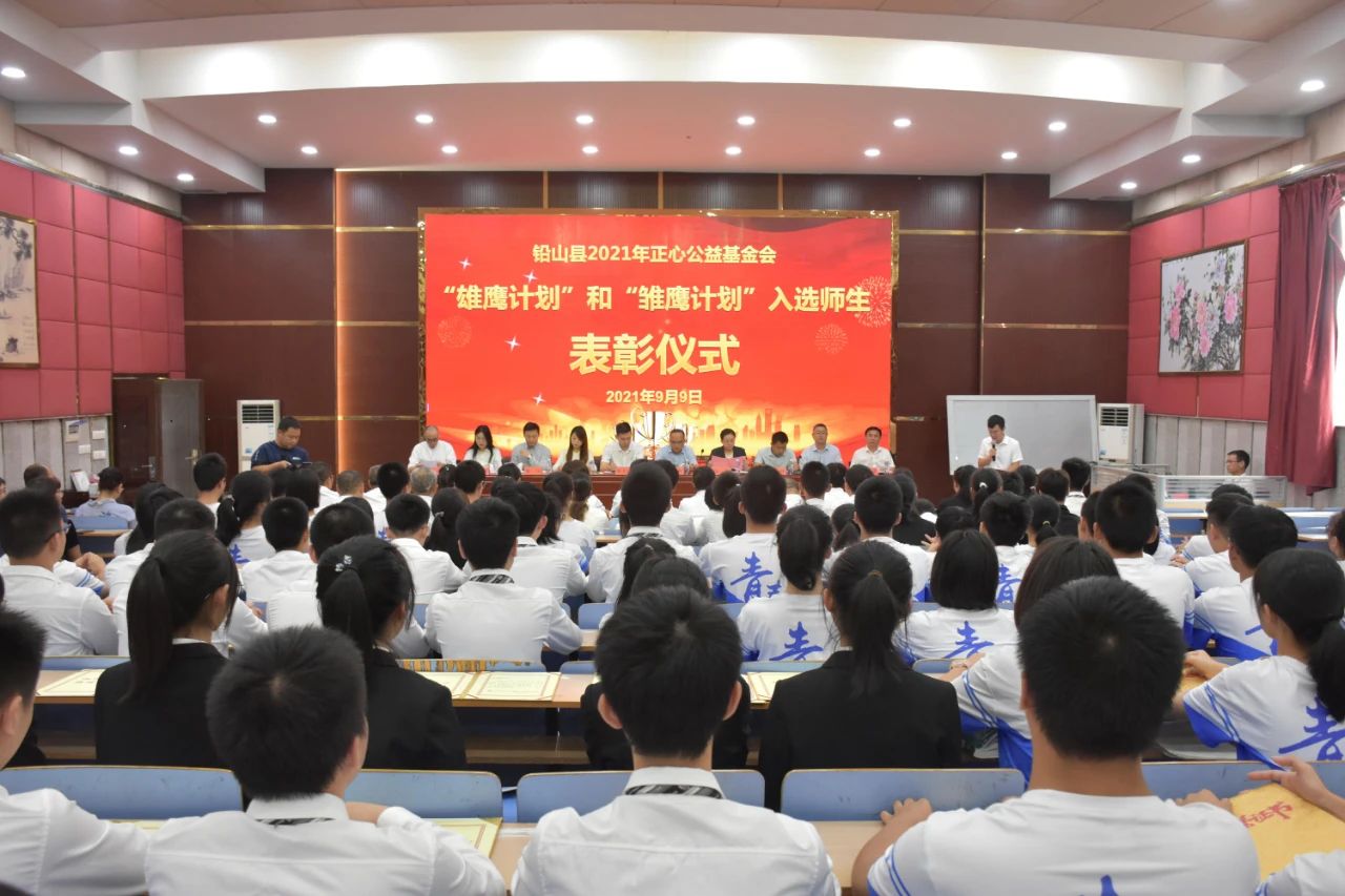 365比分 - 实时体育比分、赛事分析与数据统计